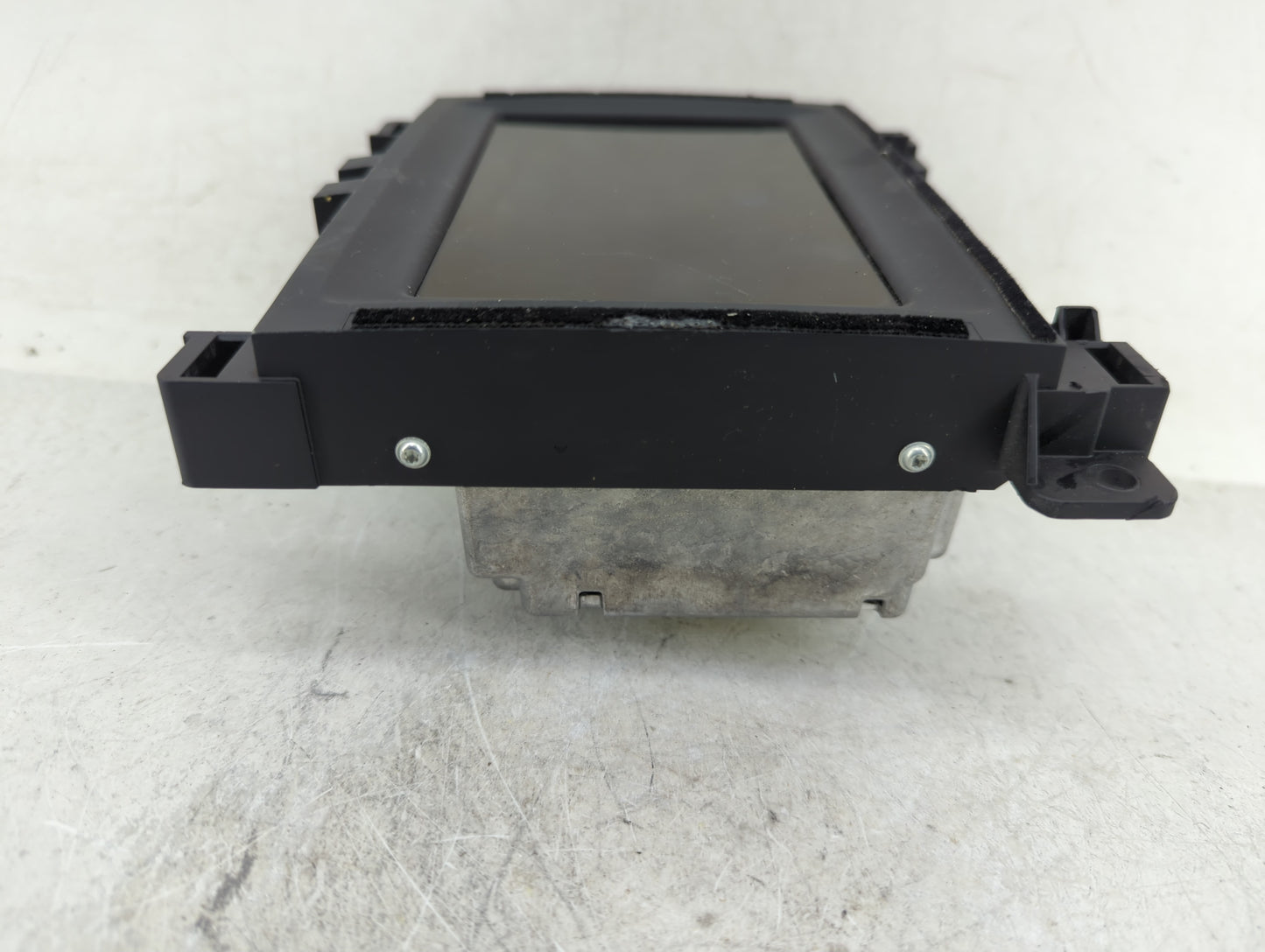 2018-2019 Dodge Challenger Radio AM FM Cd Player Receiver Replacement P/N:68321852AE Fits Fits 2018 2019 OEM Used Auto Parts