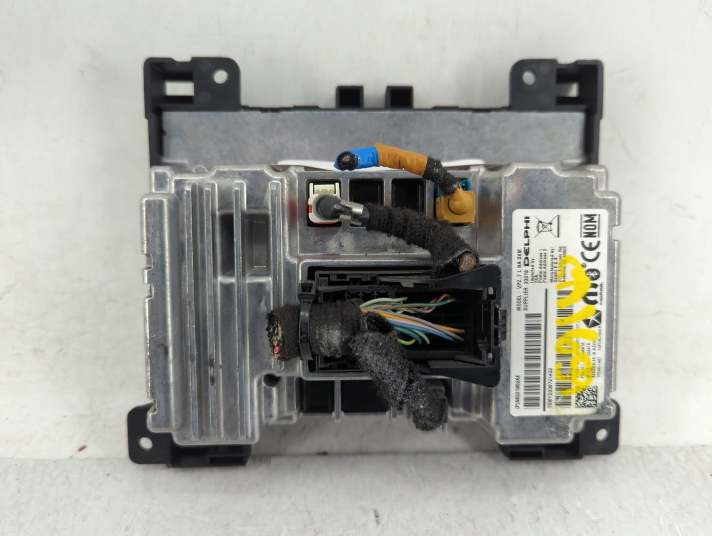 2018-2019 Dodge Challenger Radio AM FM Cd Player Receiver Replacement P/N:68321852AE Fits Fits 2018 2019 OEM Used Auto Parts