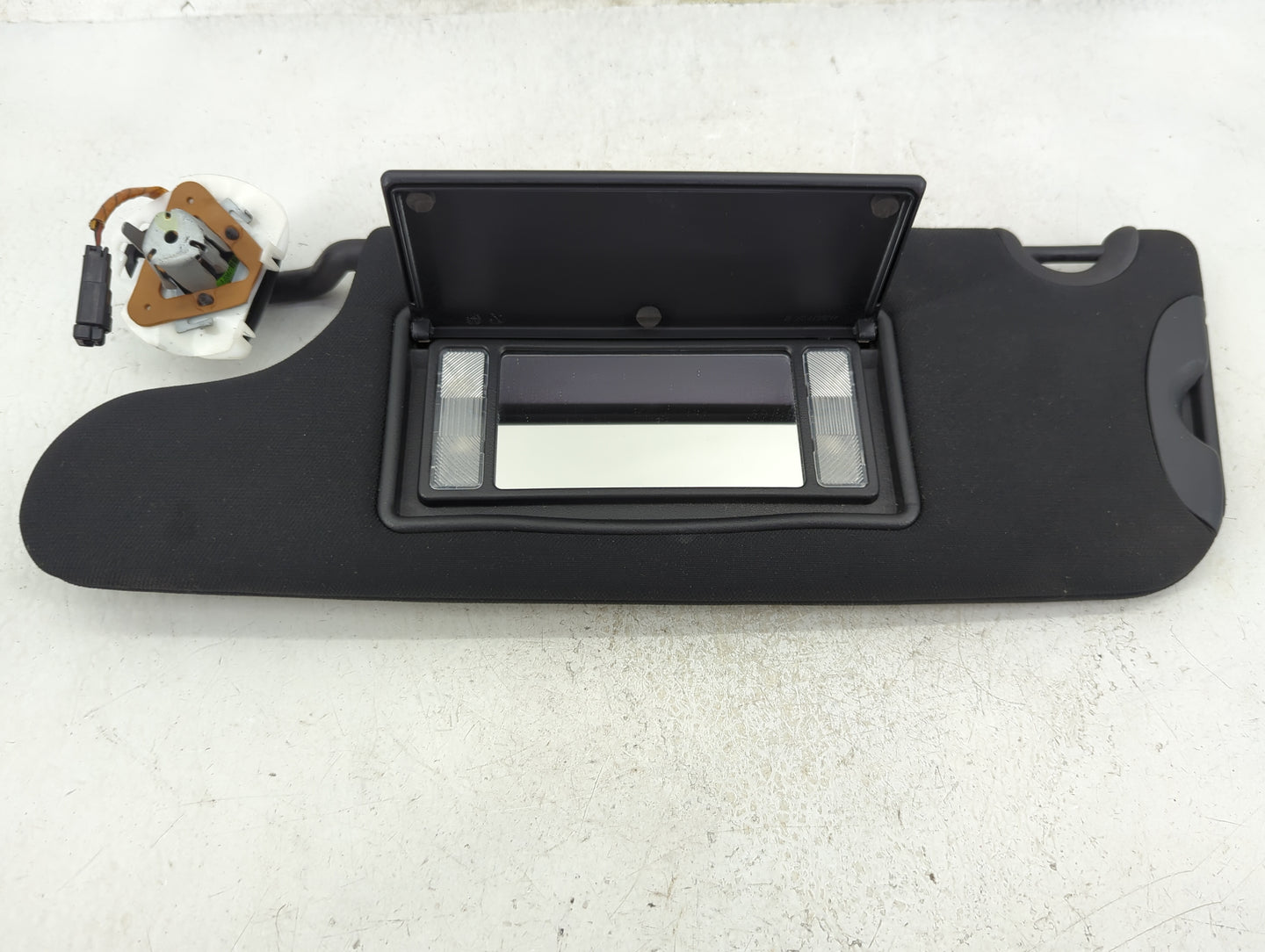 2018-2022 Dodge Challenger Sun Visor Shade Replacement Driver Left Mirror Fits Fits 2018 2019 2020 2021 2022 OEM Used Auto P