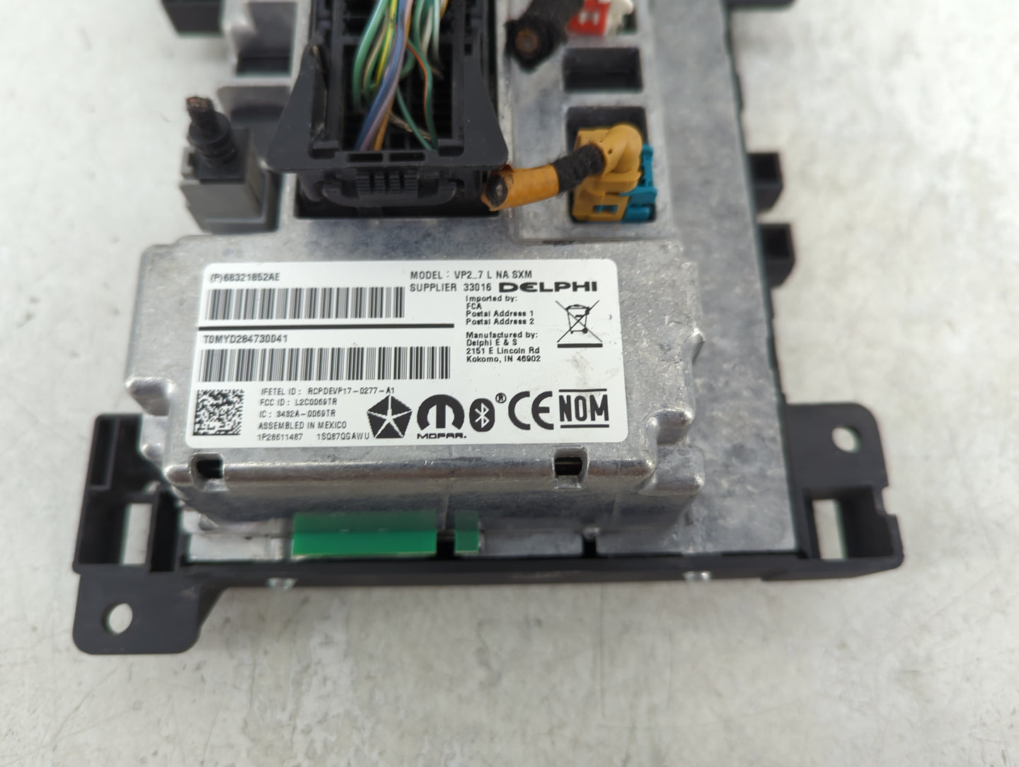 2018 Dodge Challenger Radio AM FM Cd Player Receiver Replacement P/N:P68321852AE Fits OEM Used Auto Parts - Oemusedautoparts