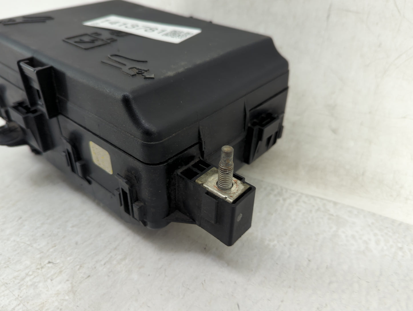 2018 Dodge Challenger Fusebox Fuse Box Panel Relay Module P/N:P68336709AC Fits OEM Used Auto Parts - Oemusedautoparts1.com