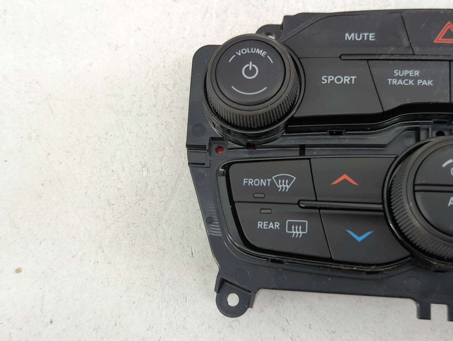 2017-2018 Dodge Challenger Climate Control Module Temperature AC/Heater Replacement P/N:P68293608AD 73410033 Fits Fits 2017 