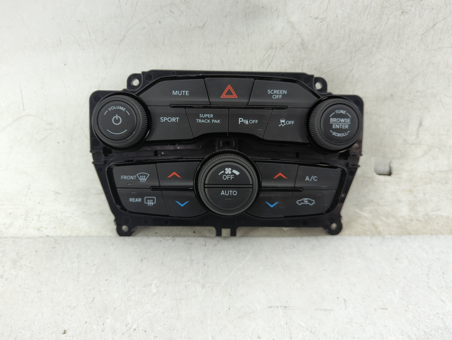 2018 Dodge Challenger Climate Control Module Temperature AC/Heater Replacement P/N:68293608AD P68293608AD, 73410036 Fits OEM