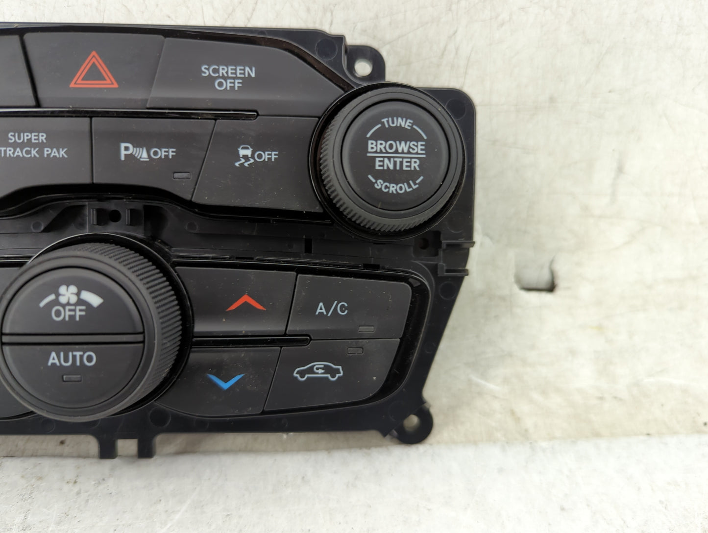 2018 Dodge Challenger Climate Control Module Temperature AC/Heater Replacement P/N:68293608AD P68293608AD, 73410036 Fits OEM