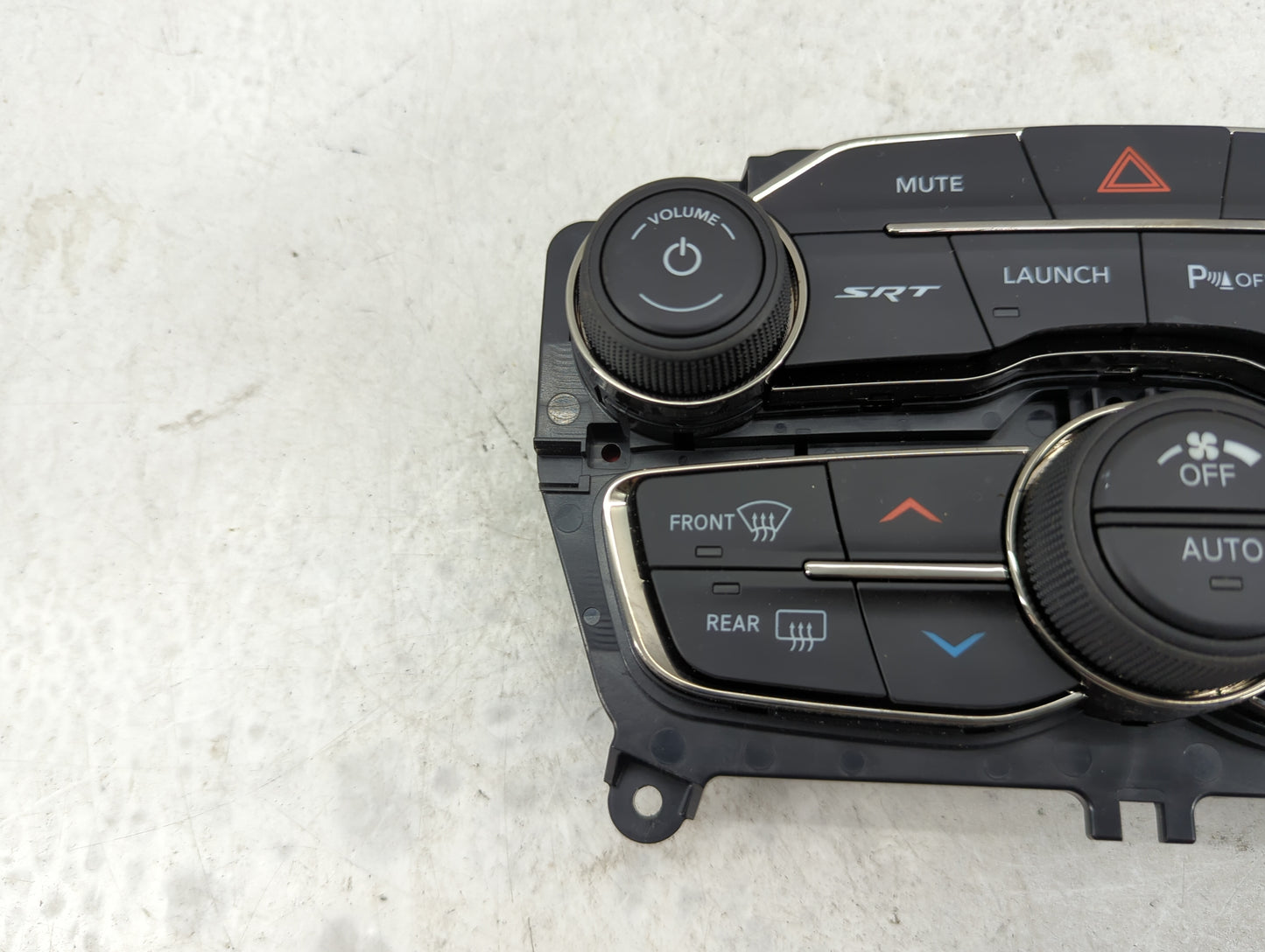 2016 Dodge Challenger Climate Control Module Temperature AC/Heater Replacement P/N:P68293611AC 68293611AC, 5PQ721VXAD Fits O