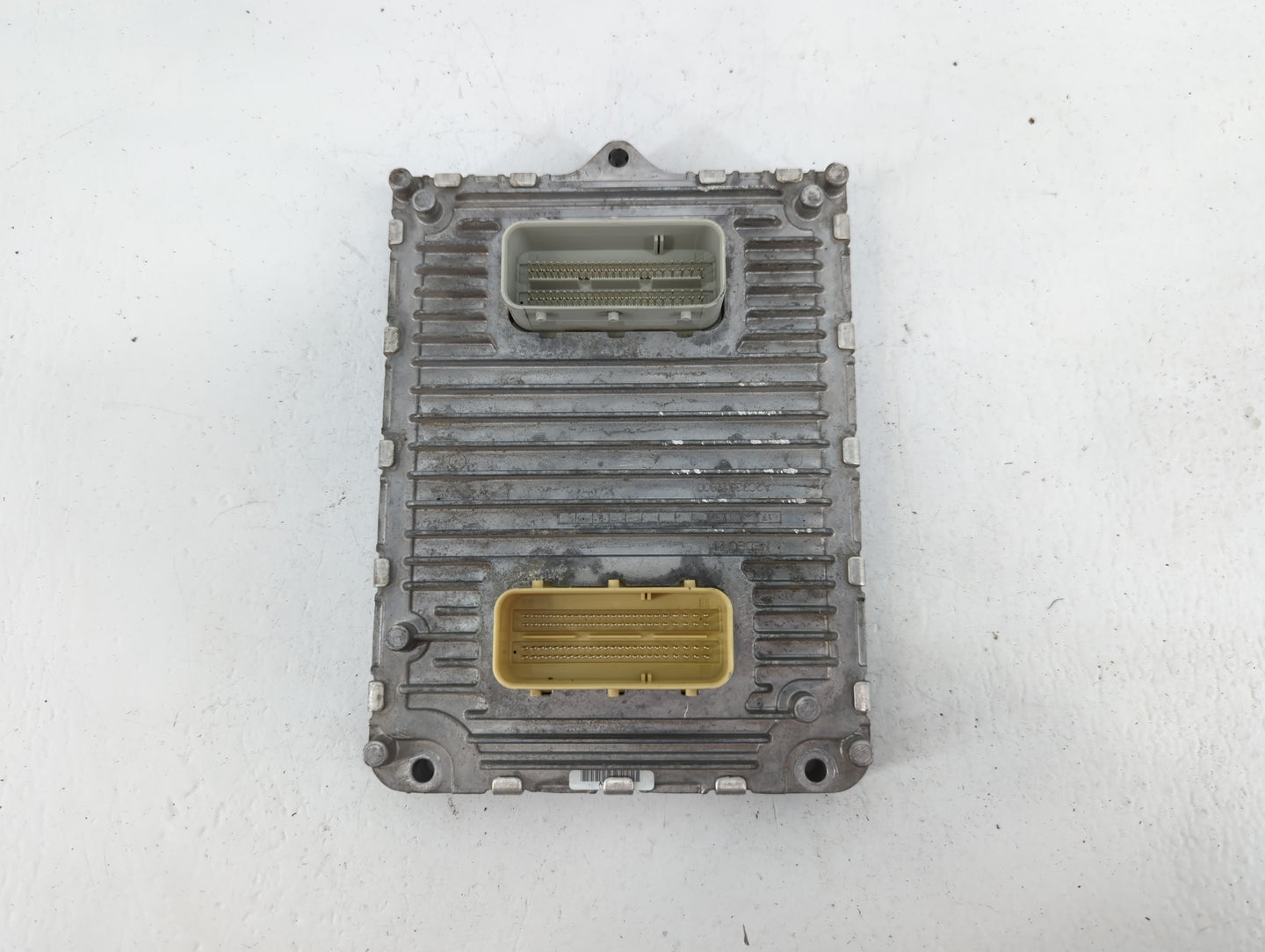 2018-2019 Dodge Challenger PCM Engine Control Computer ECU ECM PCU OEM P/N:P68330904AA Fits Fits 2018 2019 OEM Used Auto Par