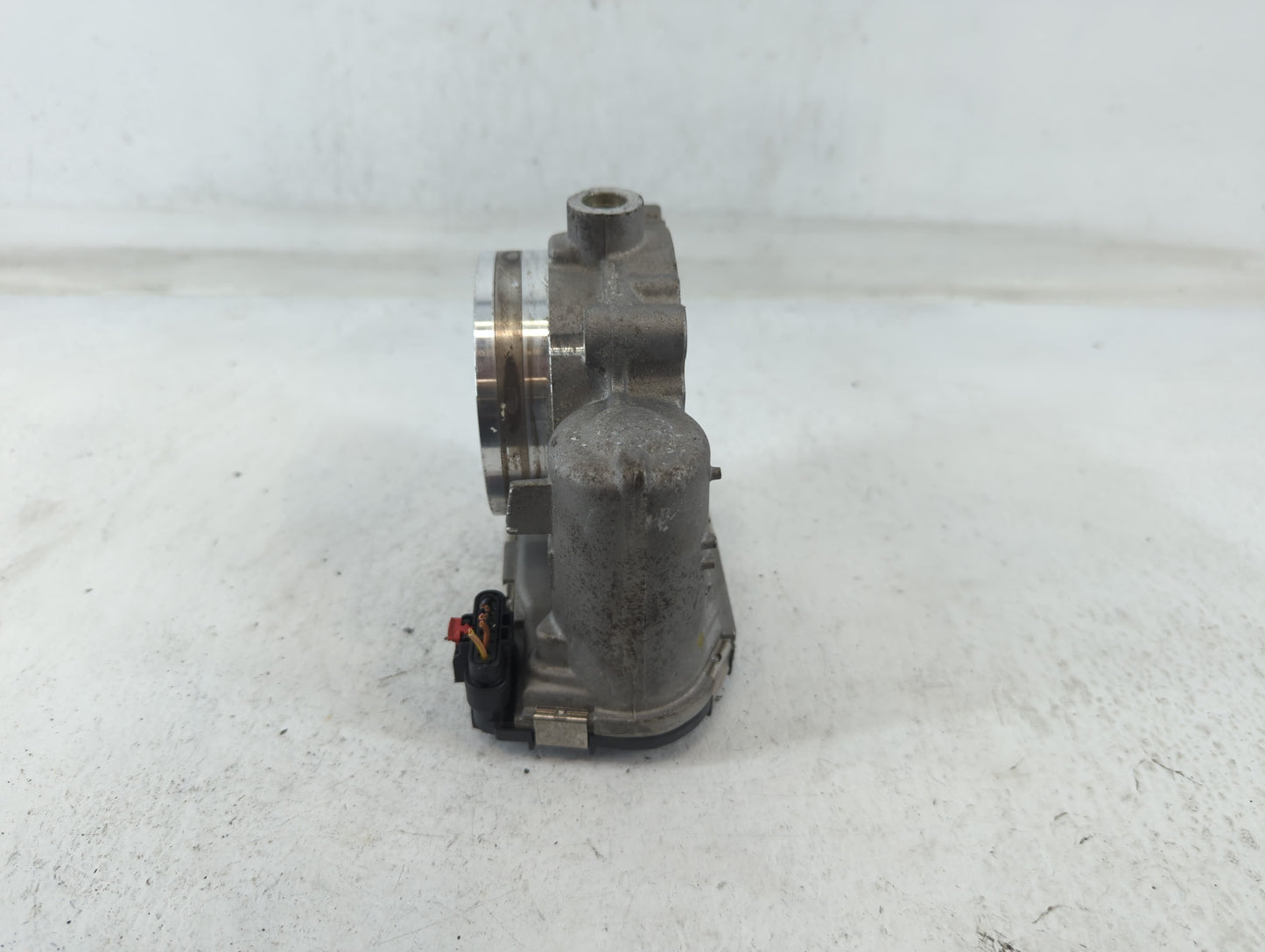2011-2022 Dodge Challenger Throttle Body P/N:0 280 750 770 05184349AE Fits OEM Used Auto Parts - Oemusedautoparts1.com