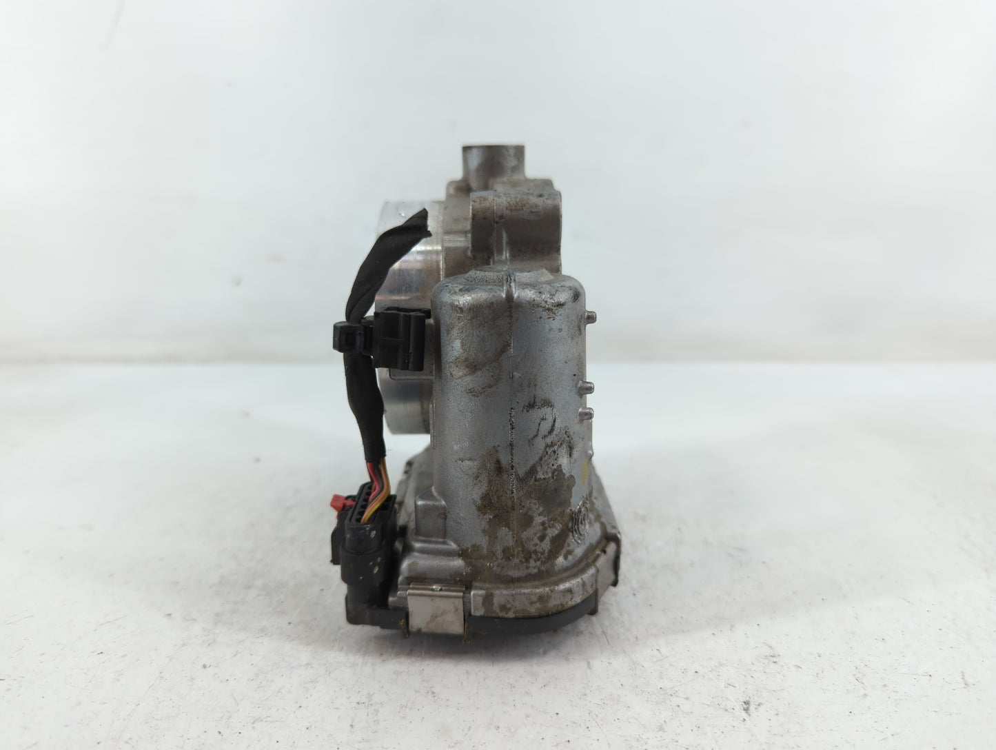 2011-2022 Dodge Challenger Throttle Body P/N:0 280 750 770 05184349AE Fits OEM Used Auto Parts - Oemusedautoparts1.com