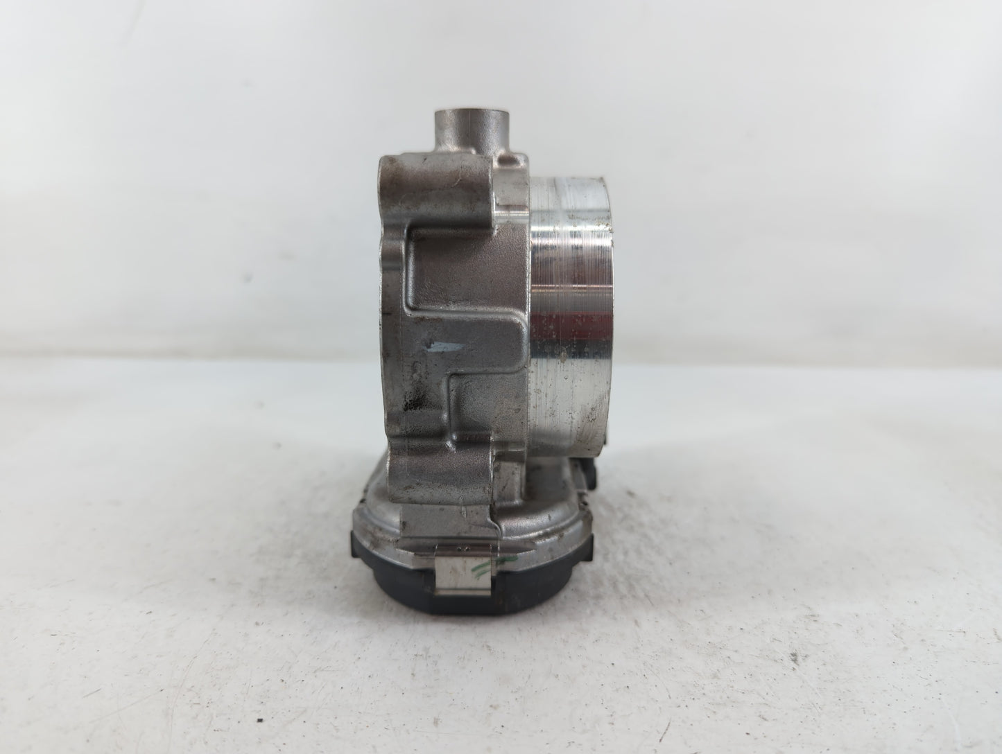 2011-2022 Dodge Challenger Throttle Body P/N:0 280 750 770 05184349AE Fits OEM Used Auto Parts - Oemusedautoparts1.com
