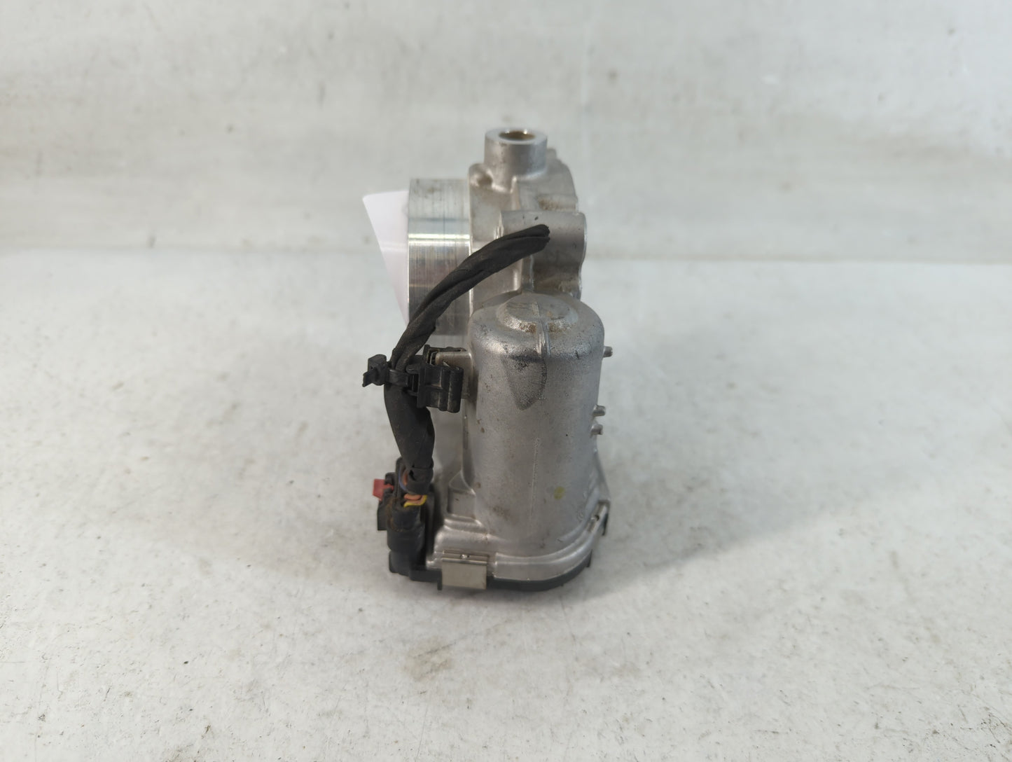 2011-2022 Dodge Challenger Throttle Body P/N:05184349AE Fits Fits 2011 2012 2013 2014 2015 2016 2017 2018 2019 2020 2021 202