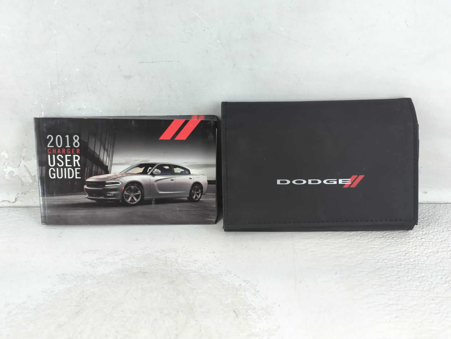 2018 Dodge Charger Owners Manual Book Guide P/N:18LD-926-AA OEM Used Auto Parts - Oemusedautoparts1.com