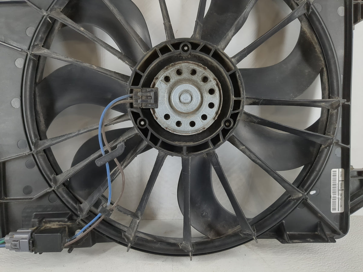 2018 Dodge Charger Electric Radiator Cooling Fan Motor Assembly P/N:55111 282AC Fits Fits 1994 1995 OEM Used Auto Parts - Oe