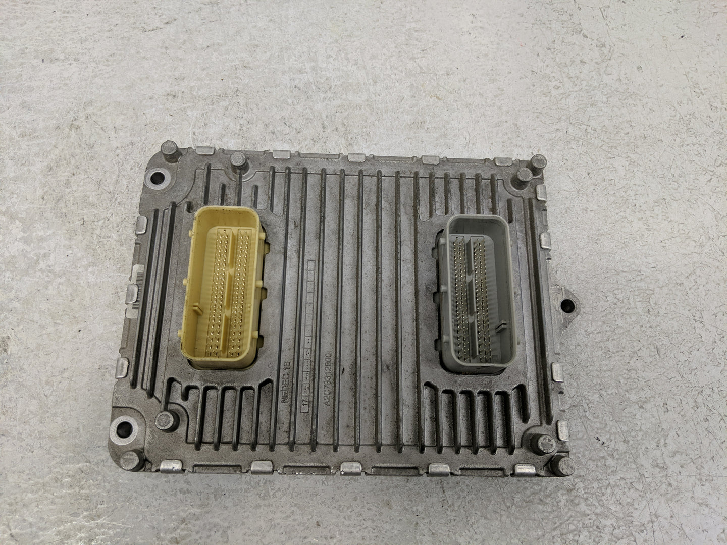 2018-2019 Dodge Charger PCM Engine Control Computer ECU ECM PCU OEM P/N:P68330904AA Fits Fits 2018 2019 OEM Used Auto Parts 