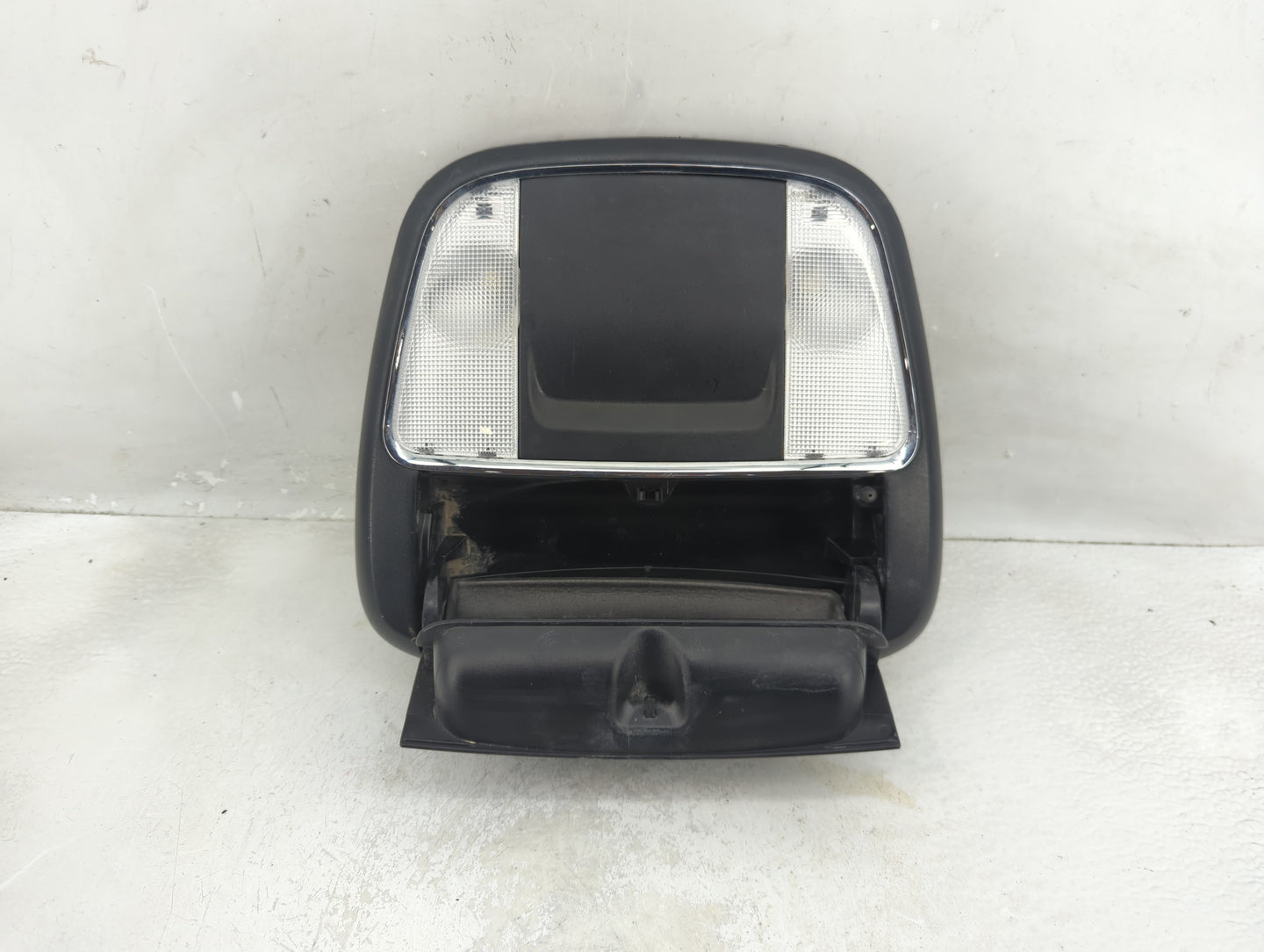 2018 Dodge Charger Overhead Roof Console - Oemusedautoparts1.com