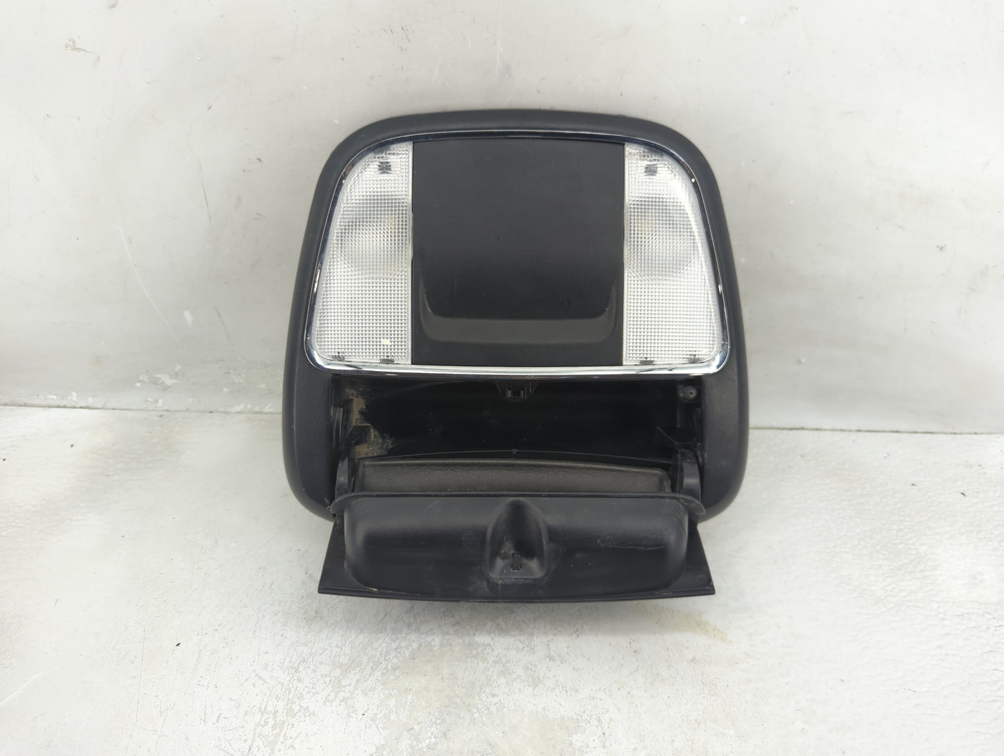 2018 Dodge Charger Overhead Roof Console - Oemusedautoparts1.com