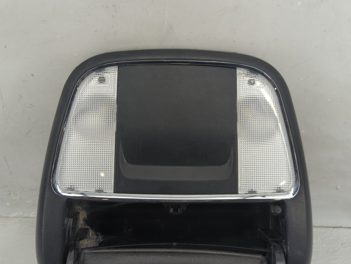2018 Dodge Charger Overhead Roof Console - Oemusedautoparts1.com