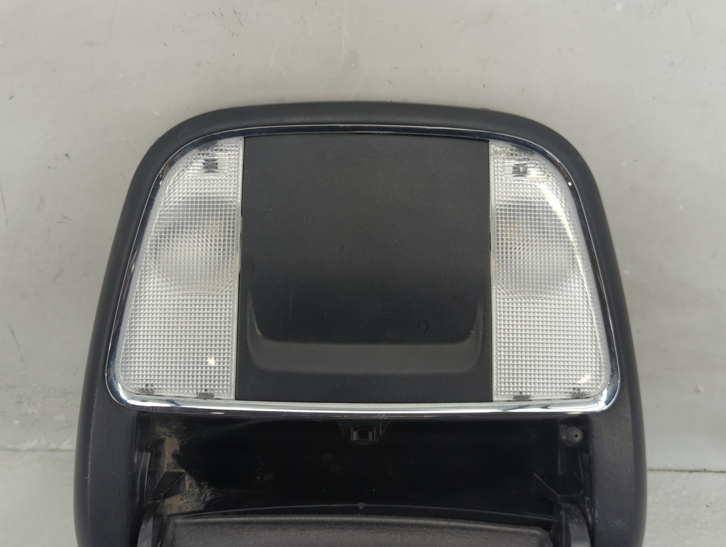 2018 Dodge Charger Overhead Roof Console - Oemusedautoparts1.com