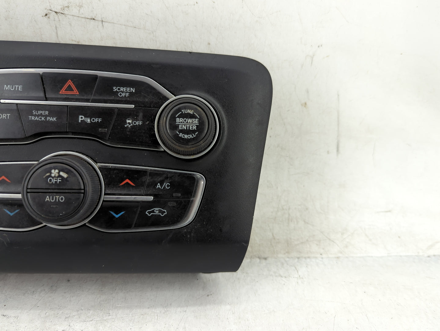 2017-2022 Dodge Charger Climate Control Module Temperature AC/Heater Replacement P/N:P68293624AC Fits OEM Used Auto Parts - 