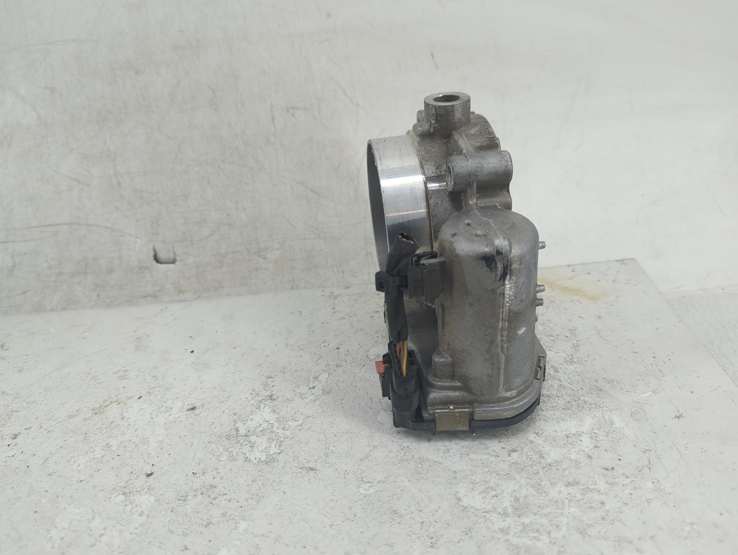2011-2022 Dodge Charger Throttle Body P/N:05184349AE 0280750770 Fits OEM Used Auto Parts - Oemusedautoparts1.com