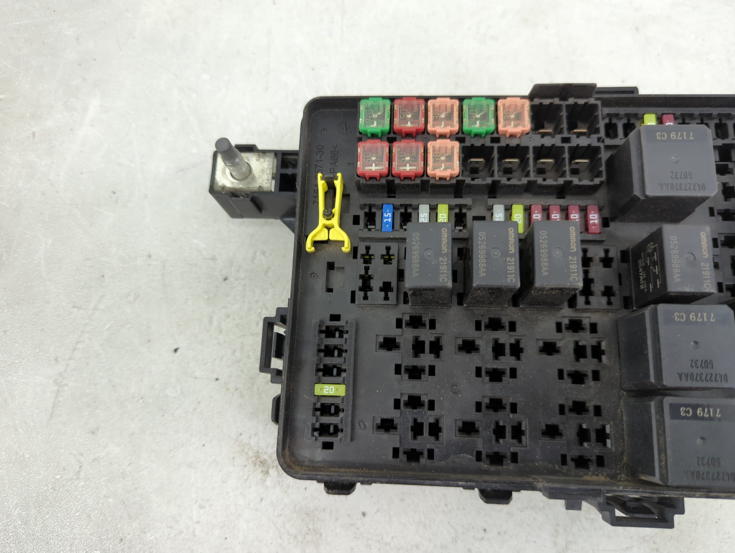 2018 Dodge Charger Fusebox Fuse Box Panel Relay Module P/N:7171-5455-30 Fits OEM Used Auto Parts - Oemusedautoparts1.com