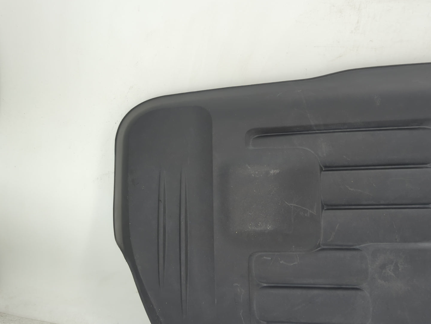 2018 Dodge Charger Engine Cover 1432268 - Oemusedautoparts1.com