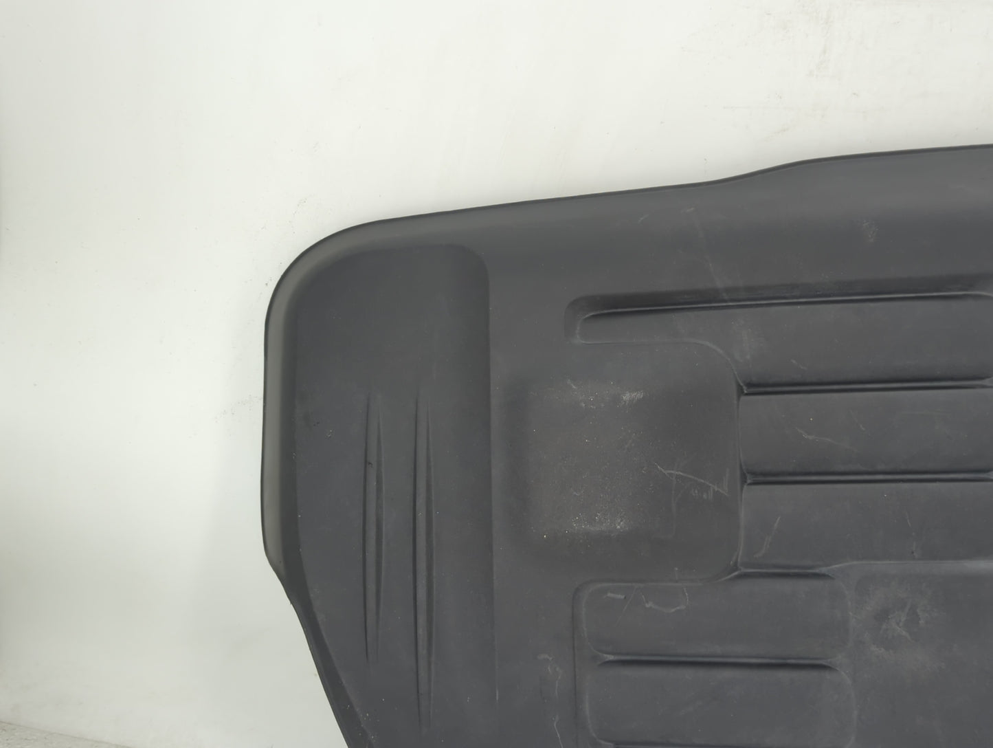 2018 Dodge Charger Engine Cover 1432268 - Oemusedautoparts1.com