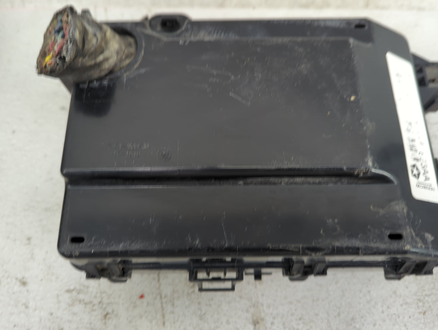 2006-2007 Dodge Charger Fusebox Fuse Box Panel Relay Module P/N:68234027AA 7154-7830-30, 04727370AA Fits Fits 2006 2007 OEM 