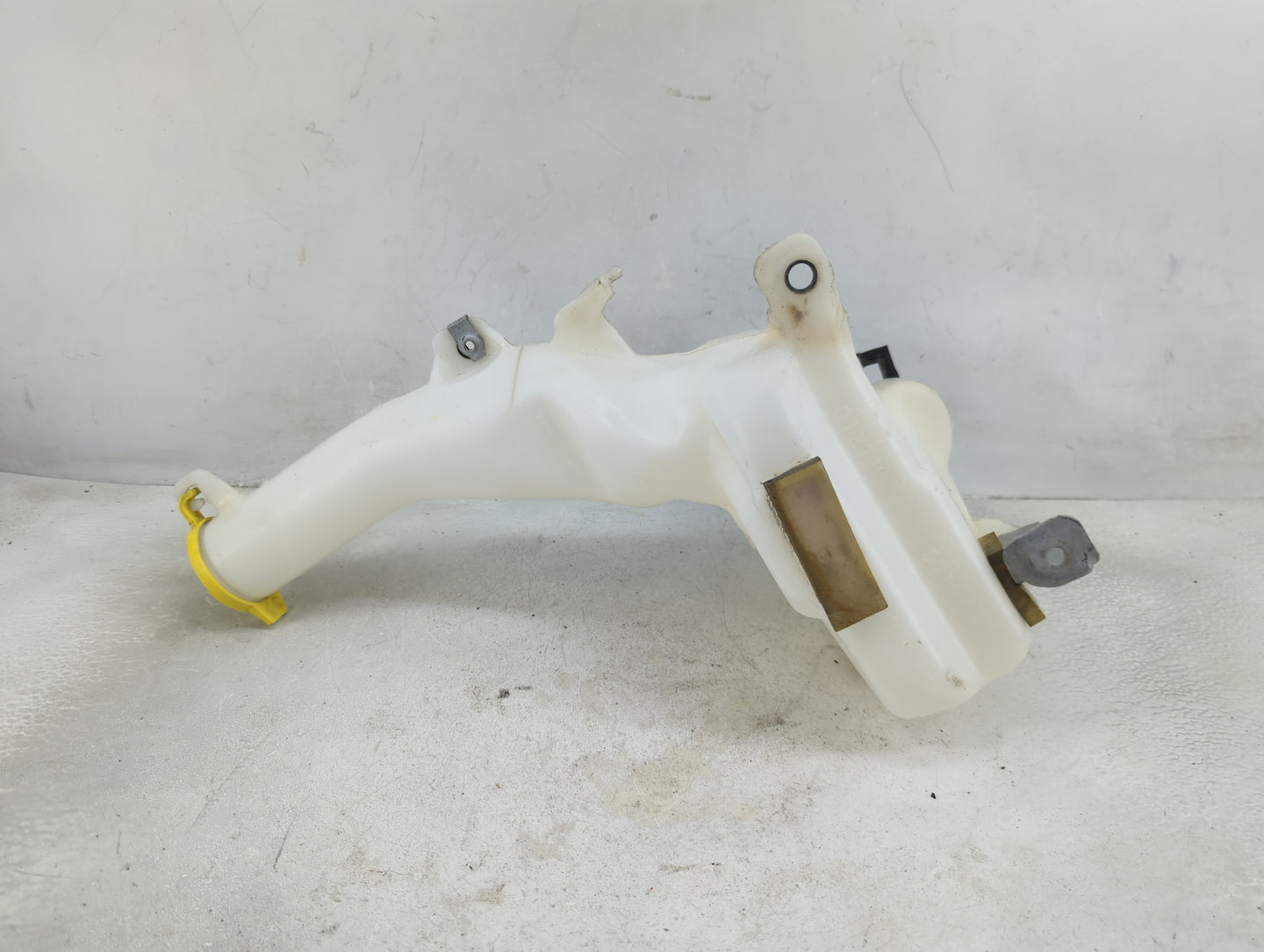 2011-2022 Dodge Charger Windshield Washer Fluid Reservoir Bottle Oem - Oemusedautoparts1.com