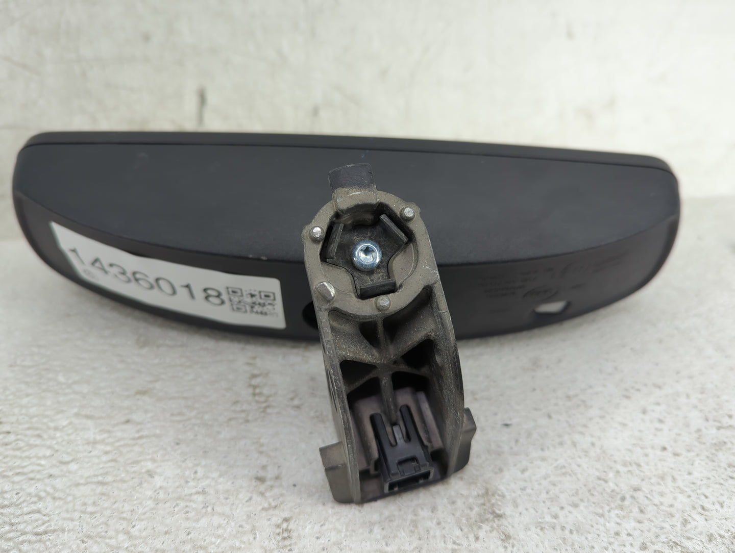 2018 Dodge Charger Interior Rear View Mirror Replacement OEM P/N:68324976AA GNTX-1227, 026666 Fits OEM Used Auto Parts - Oem