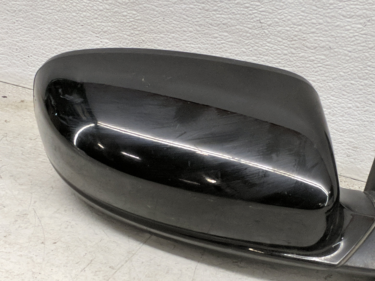 2015-2020 Dodge Charger Passenger Side View Mirror - Right Door Mirror OEM Used - Oemusedautoparts1.com