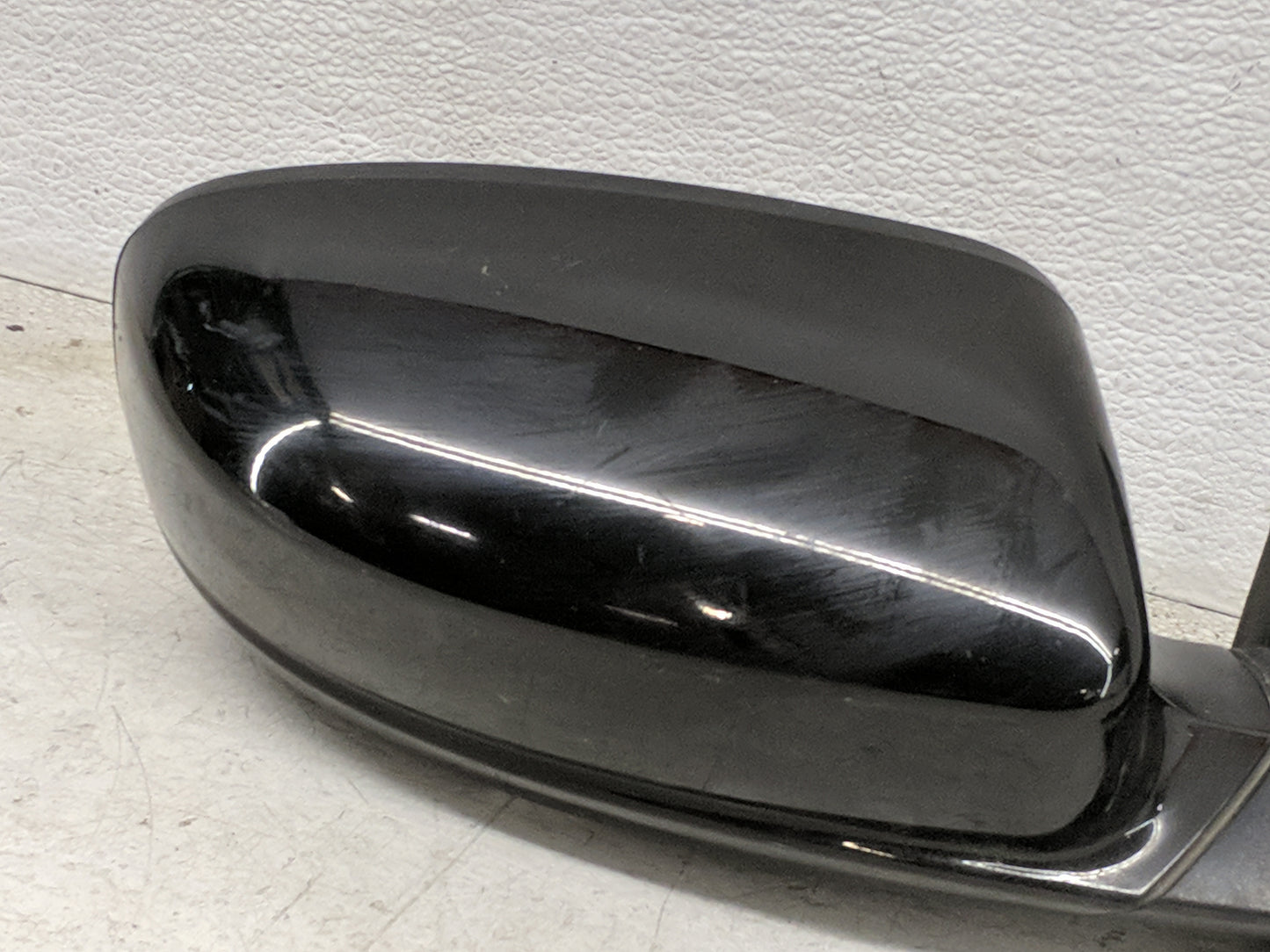 2015-2020 Dodge Charger Passenger Side View Mirror - Right Door Mirror OEM Used - Oemusedautoparts1.com