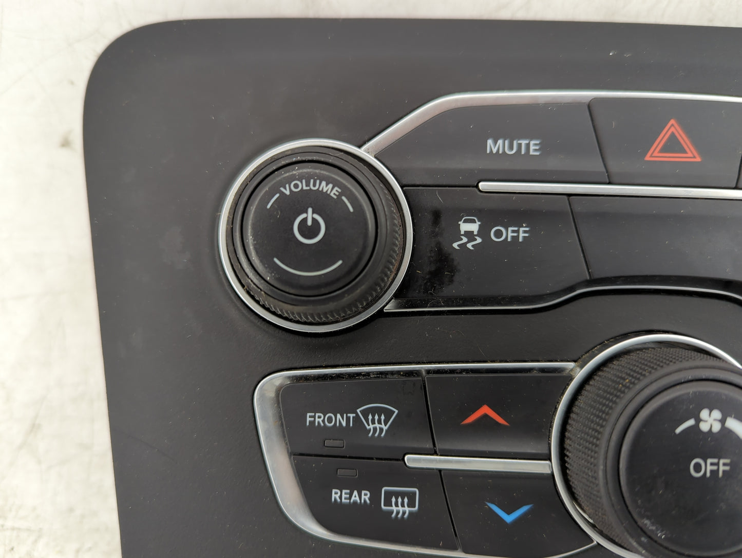 2017-2022 Dodge Charger Climate Control Module Temperature AC/Heater Replacement P/N:P68293615AC Fits OEM Used Auto Parts - 
