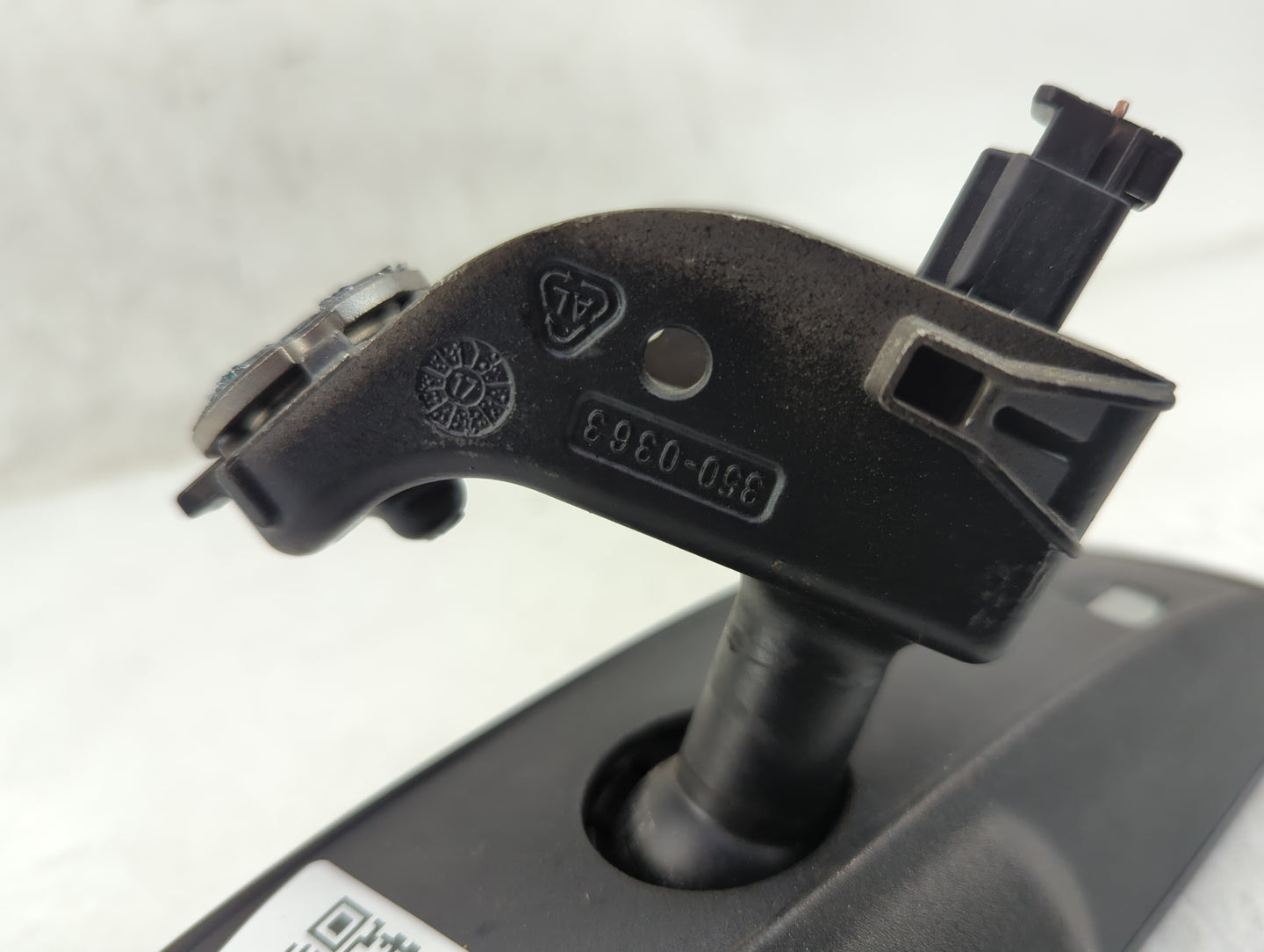 2017-2022 Dodge Charger Interior Rear View Mirror Replacement OEM Fits Fits 2017 2018 2019 2020 2021 2022 OEM Used Auto Part