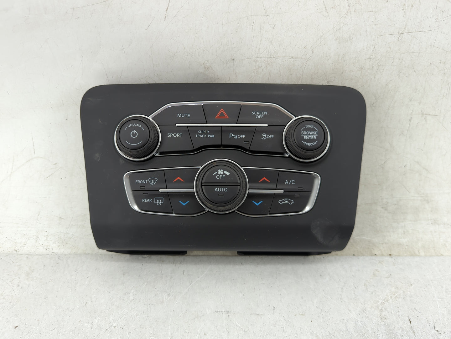 2017-2018 Dodge Charger Climate Control Module Temperature AC/Heater Replacement P/N:P68293624AC 73530669 Fits Fits 2017 201