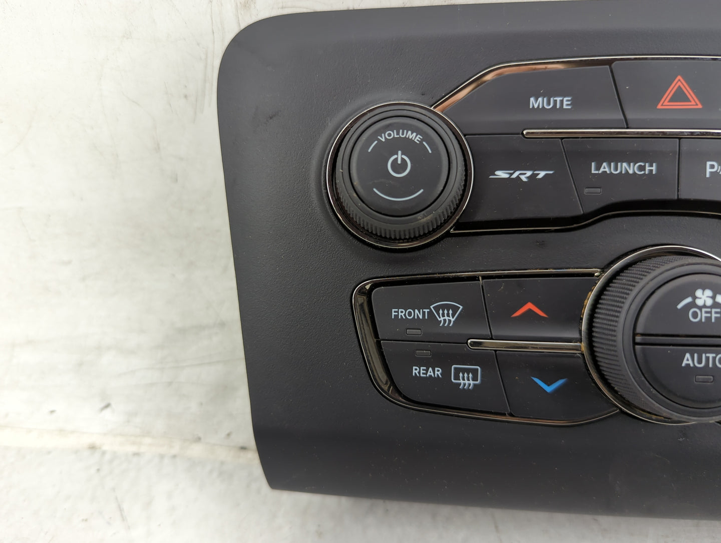 2017-2018 Dodge Charger Climate Control Module Temperature AC/Heater Replacement P/N:P68293621AC 53180938 Fits Fits 2017 201