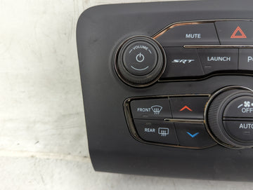 2017-2018 Dodge Charger Climate Control Module Temperature AC/Heater Replacement P/N:P68293621AC 53180938 Fits Fits 2017 2018 OEM Used Auto Parts