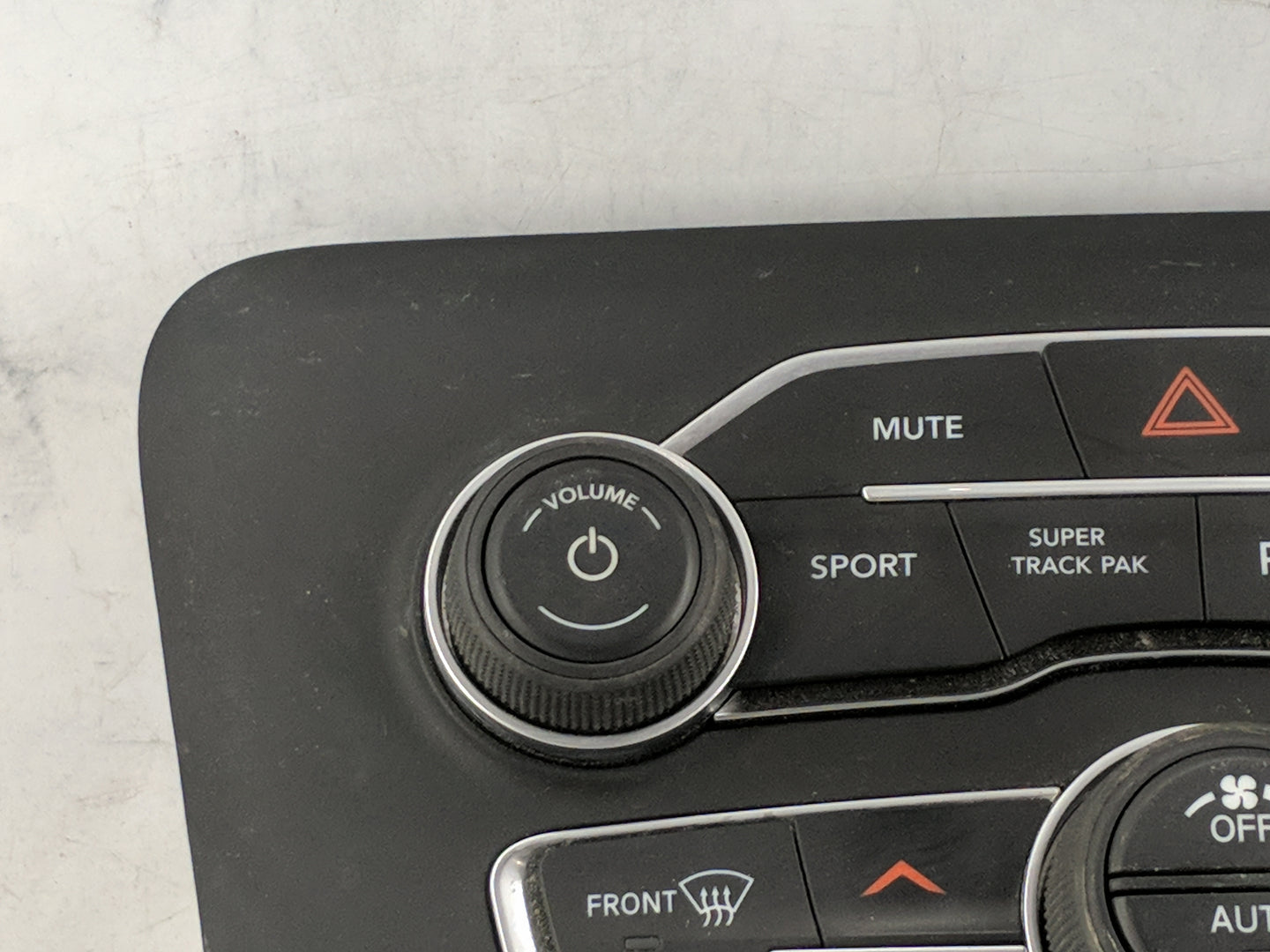 2017-2022 Dodge Charger Climate Control Module Temperature AC/Heater Replacement P/N:P68293624AD 80560729 Fits OEM Used Auto
