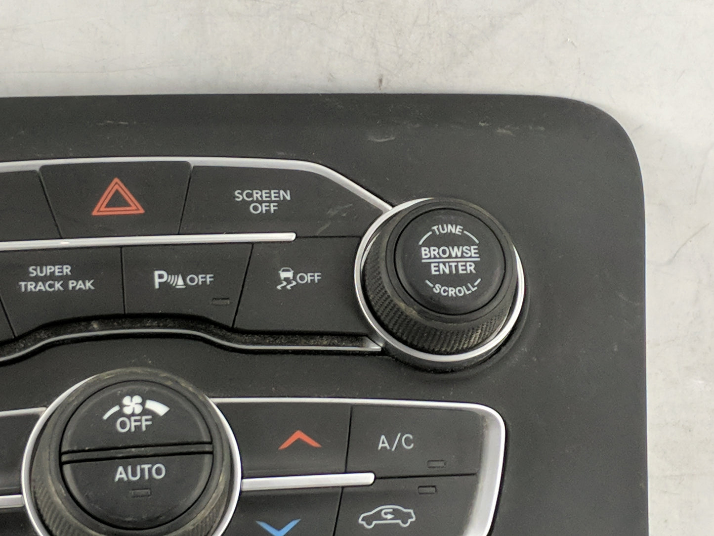 2017-2022 Dodge Charger Climate Control Module Temperature AC/Heater Replacement P/N:P68293624AD 80560729 Fits OEM Used Auto