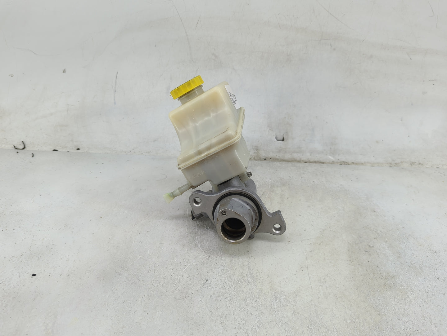 2009-2022 Dodge Charger Brake Master Cylinder 1490246 - Oemusedautoparts1.com