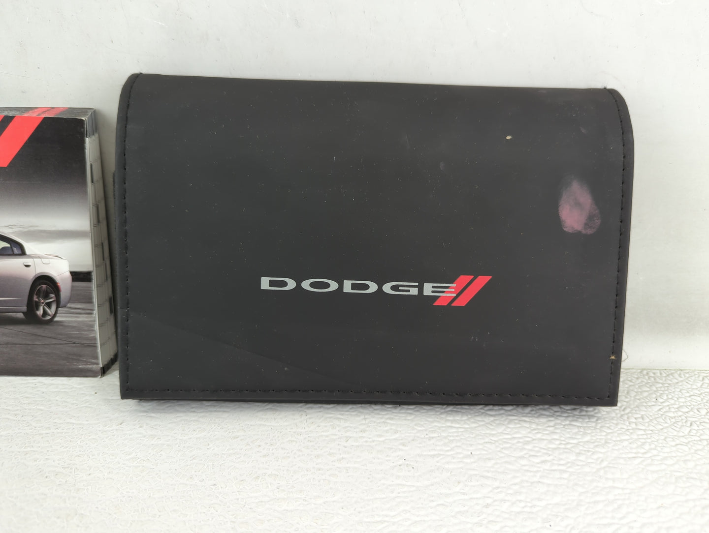 2018 Dodge Charger Owners Manual Book Guide P/N:18LD-926-AA OEM Used Auto Parts - Oemusedautoparts1.com