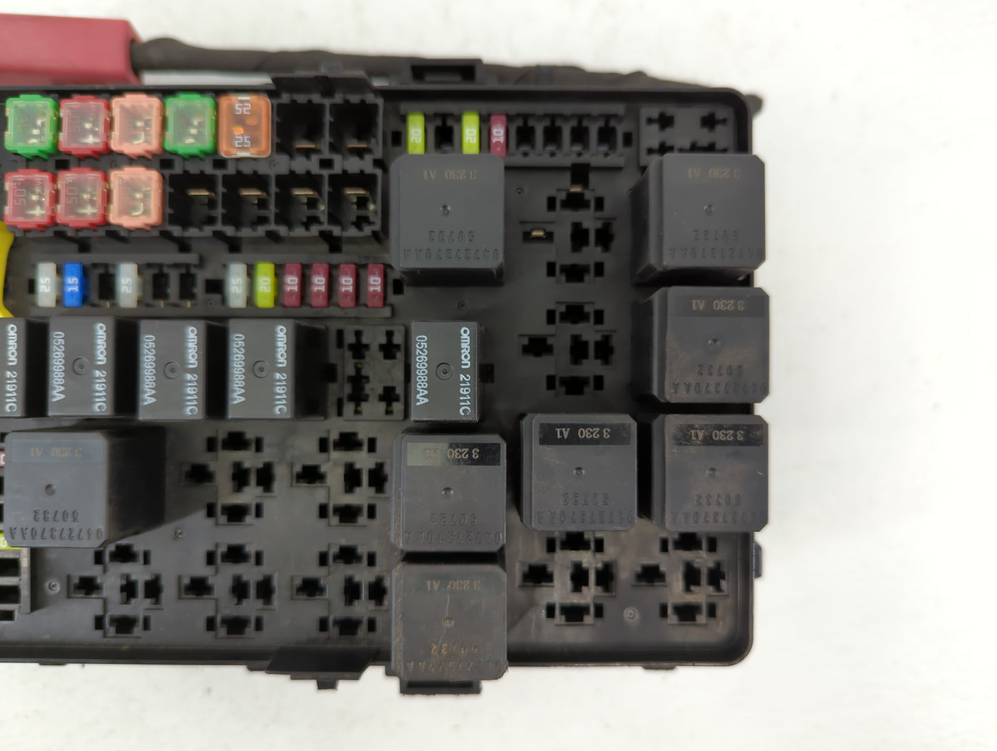 2018 Dodge Charger Fusebox Fuse Box Panel Relay Module P/N:P68213735AD Fits OEM Used Auto Parts - Oemusedautoparts1.com