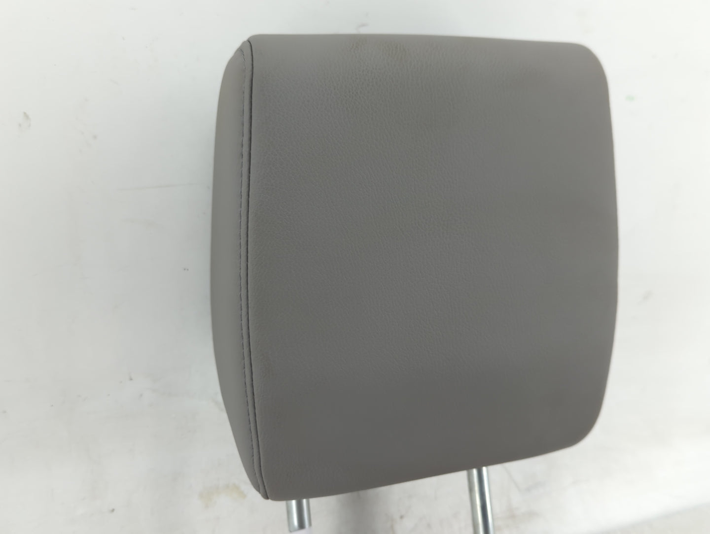 2013-2016 Dodge Dart Headrest Head Rest Front Driver Passenger Seat Fits Fits 2013 2014 2015 2016 OEM Used Auto Parts - Oemu