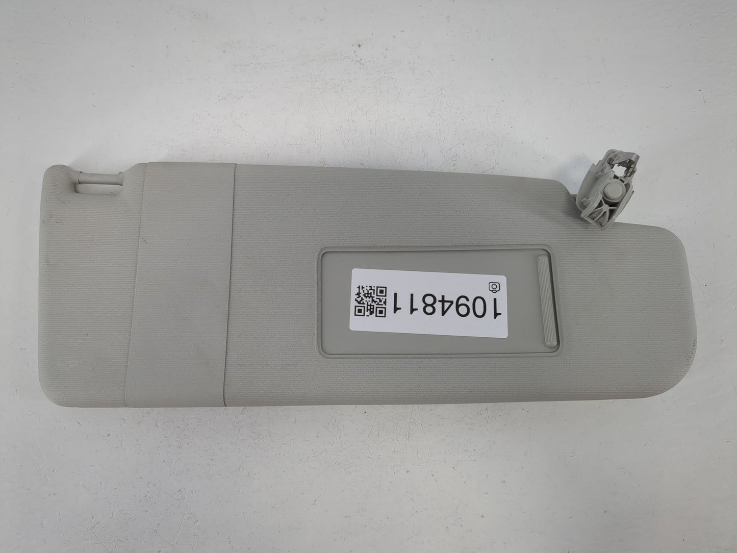 2011-2022 Dodge Durango Sun Visor Shade Replacement Passenger Right Mirror Fits OEM Used Auto Parts - Oemusedautoparts1.com