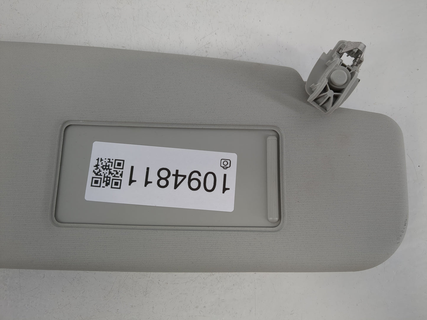 2011-2022 Dodge Durango Sun Visor Shade Replacement Passenger Right Mirror Fits OEM Used Auto Parts - Oemusedautoparts1.com