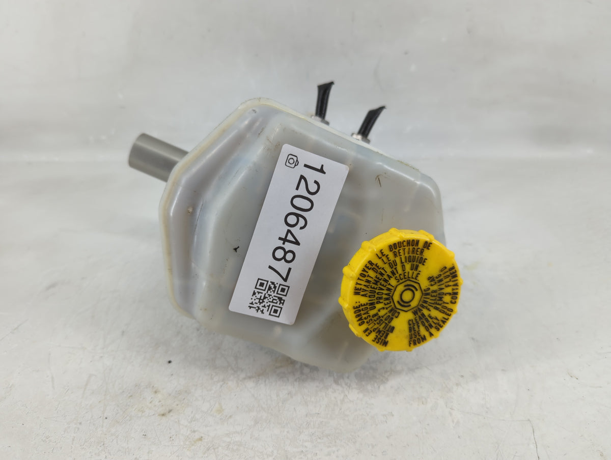 2016-2022 Dodge Durango Brake Master Cylinder 1206487 - Oemusedautoparts1.com