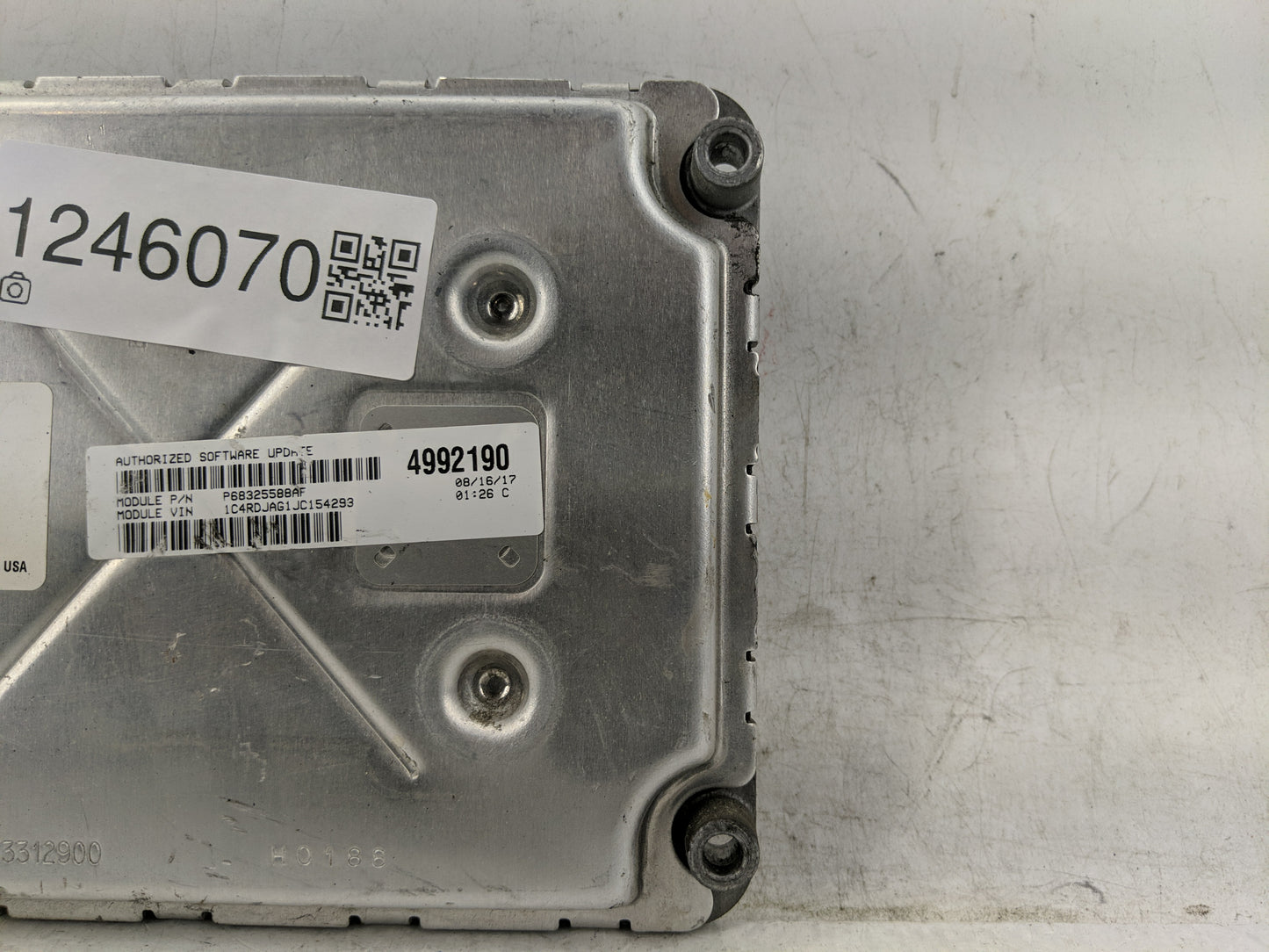 2018-2019 Dodge Durango PCM Engine Control Computer ECU ECM PCU OEM P/N:P68330924AA Fits Fits 2018 2019 OEM Used Auto Parts 