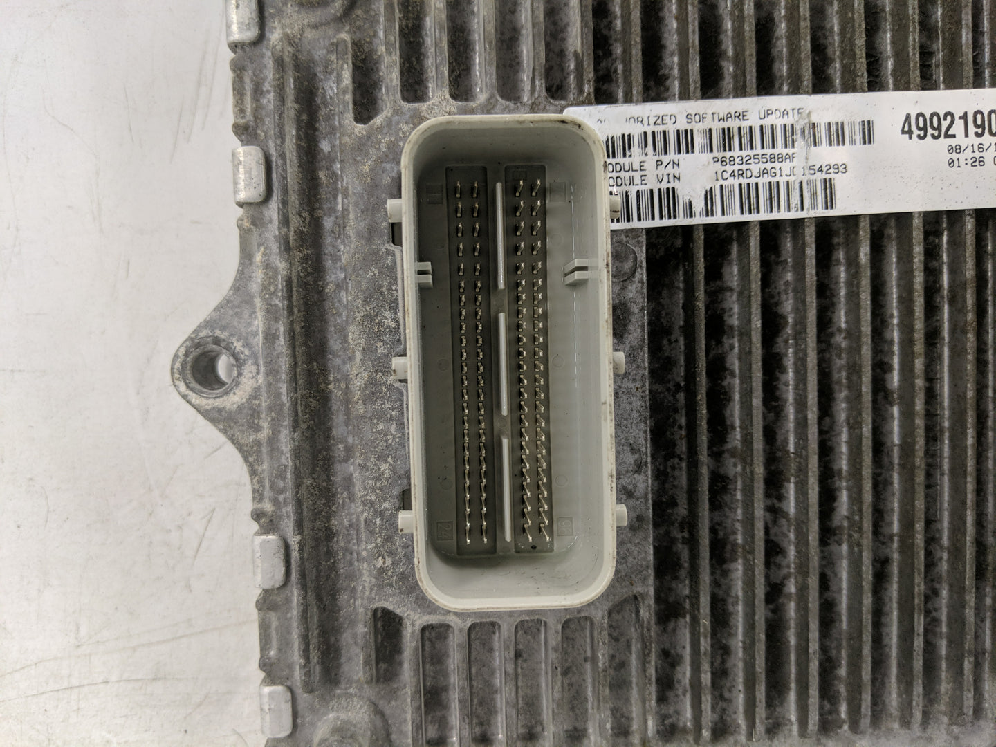 2018-2019 Dodge Durango PCM Engine Control Computer ECU ECM PCU OEM P/N:P68330924AA Fits Fits 2018 2019 OEM Used Auto Parts 