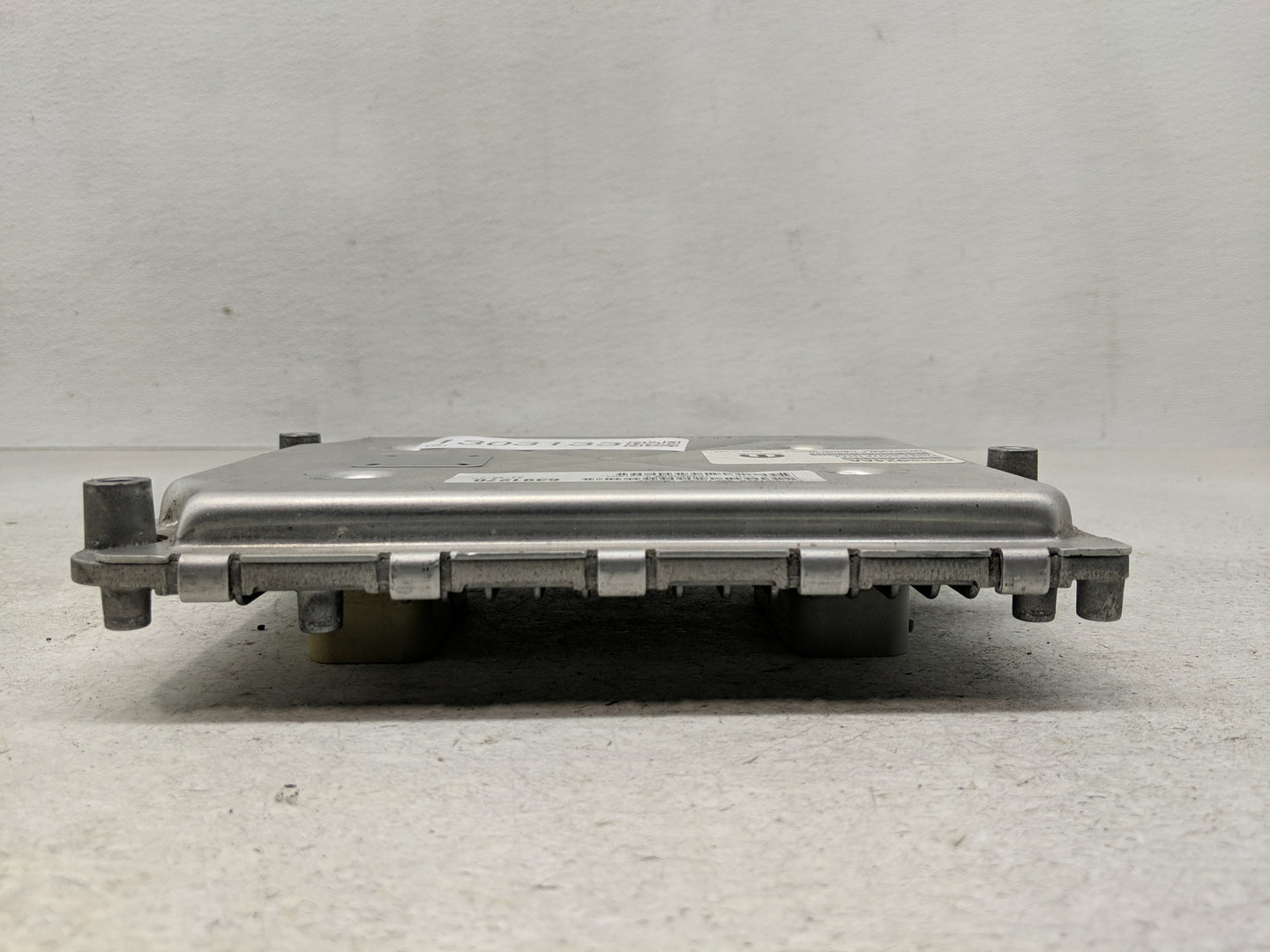 2018-2019 Dodge Durango PCM Engine Control Computer ECU ECM PCU OEM P/N:P68330924AA Fits Fits 2018 2019 OEM Used Auto Parts 