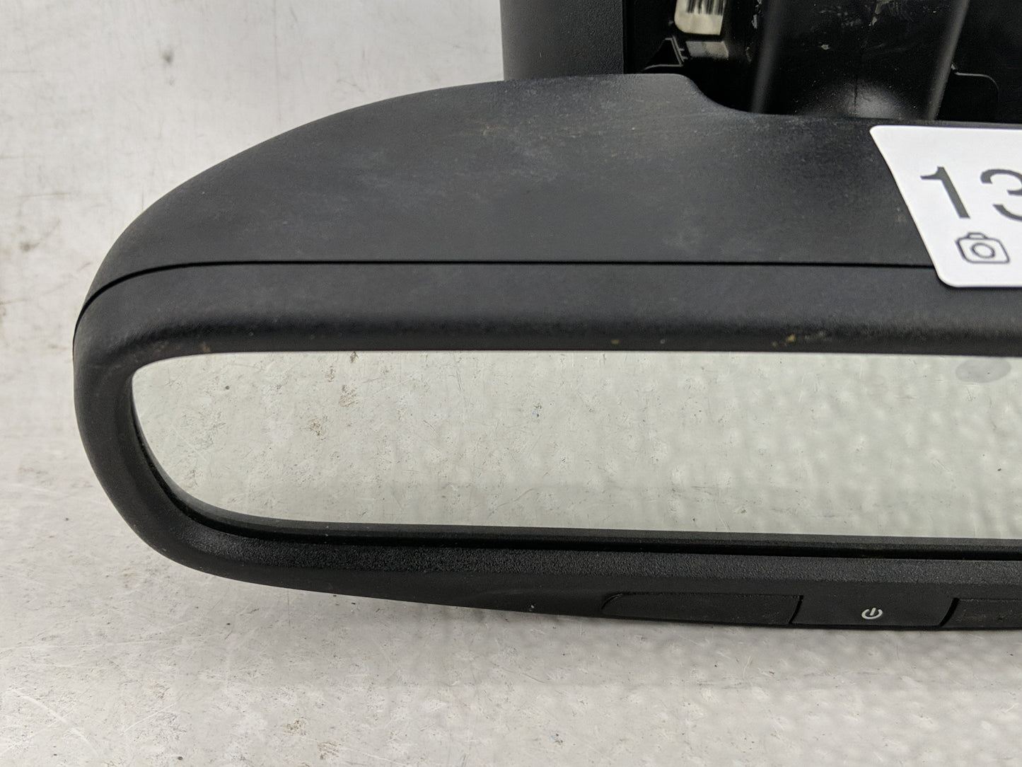 2017-2018 Dodge Durango Interior Rear View Mirror Replacement OEM P/N:68289782AB Fits Fits 2017 2018 OEM Used Auto Parts - O