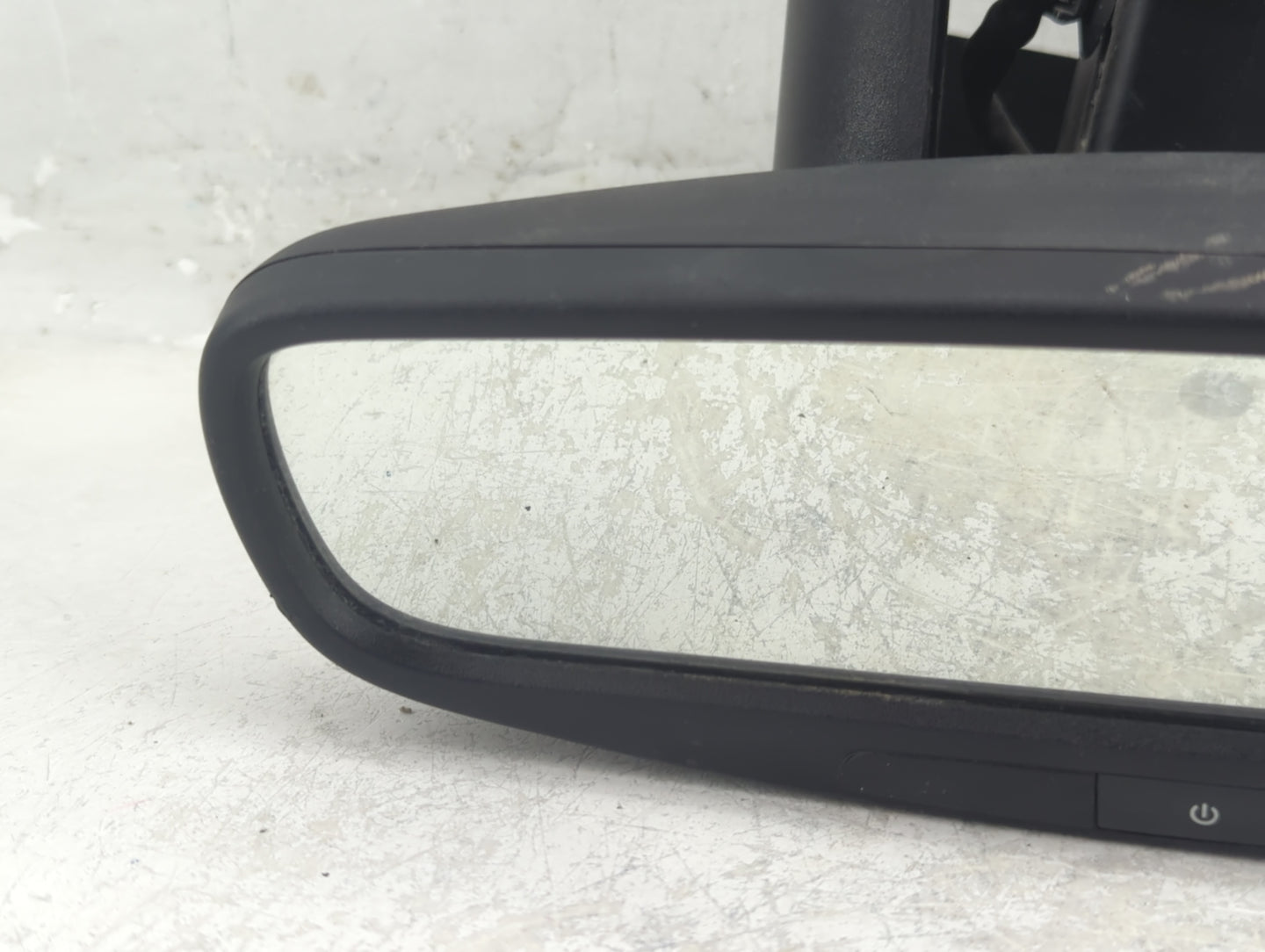 2017-2018 Dodge Durango Interior Rear View Mirror Replacement OEM P/N:68289782AC Fits Fits 2017 2018 OEM Used Auto Parts - O